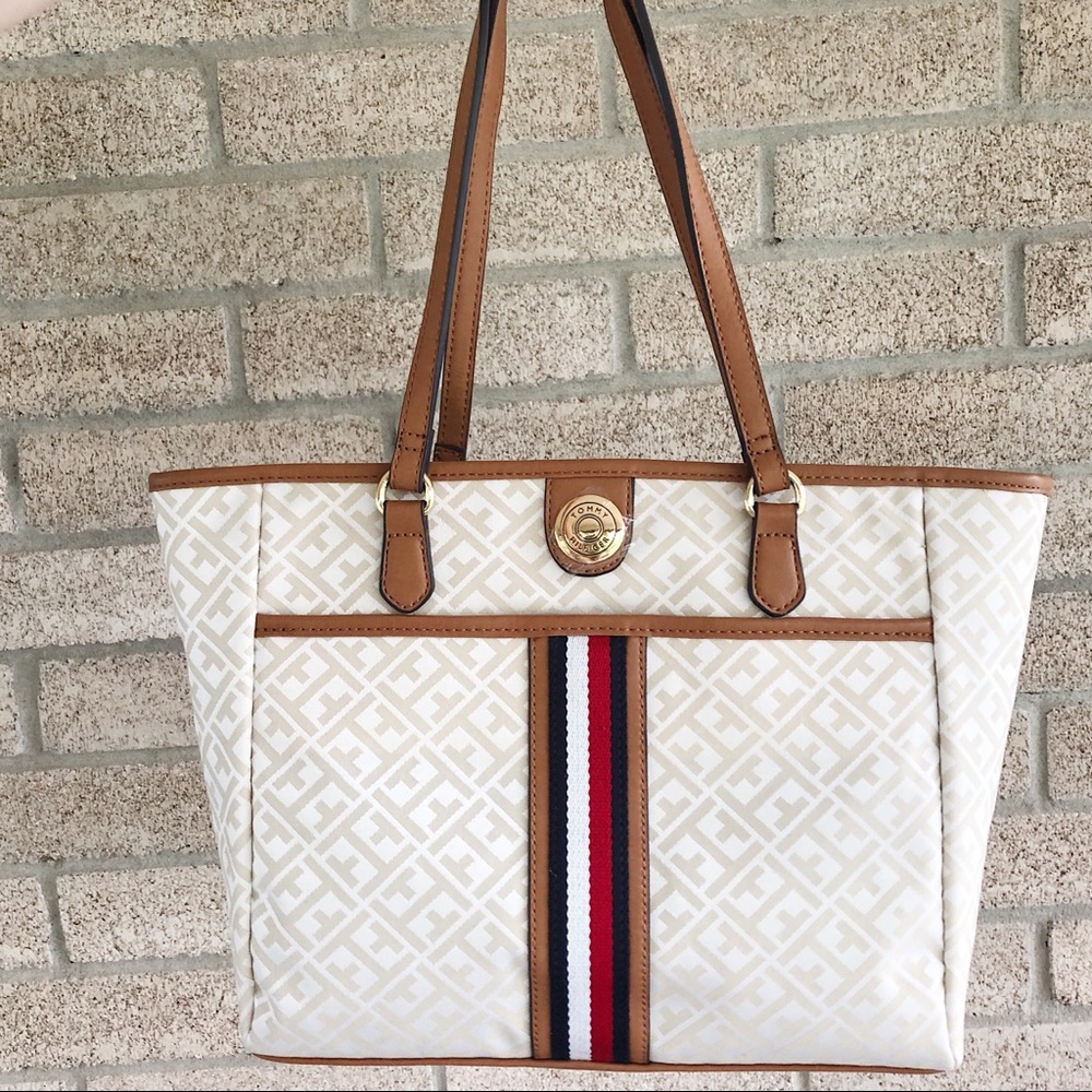 tommy hilfiger shoulder bag (NEW)